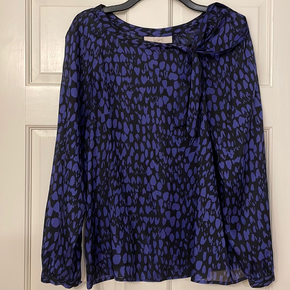 LOFT size medium animal print blouse